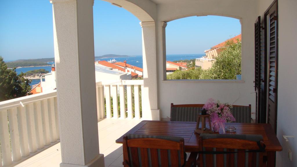 Apartments Topo Hvar Town Exteriör bild