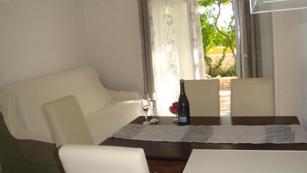 Apartments Topo Hvar Town Rum bild